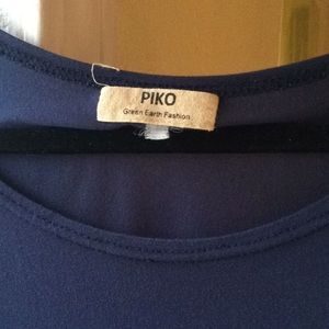 Navy blue Piko bamboo, slouchy, long-sleeve shirt